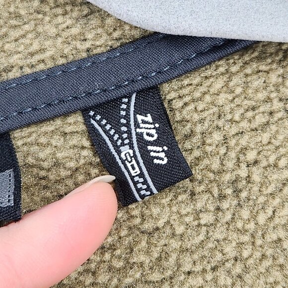 REI Vest Mens XL Green Brown Polartec Full Zip Fleece Lightweight Outdoor Casual - Picture 10 of 13